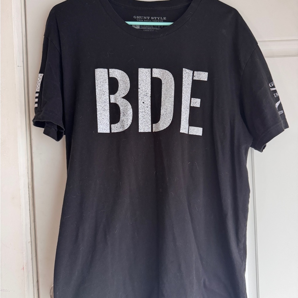 Grunt Style Black Tee with White BDE Front Graphic Large